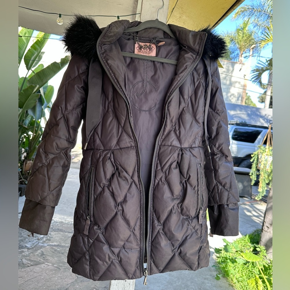 Juicy Couture Women’s Hooded Full Zip Puffer Down Jacket Removable Fur Sz. M - Picture 11 of 13
